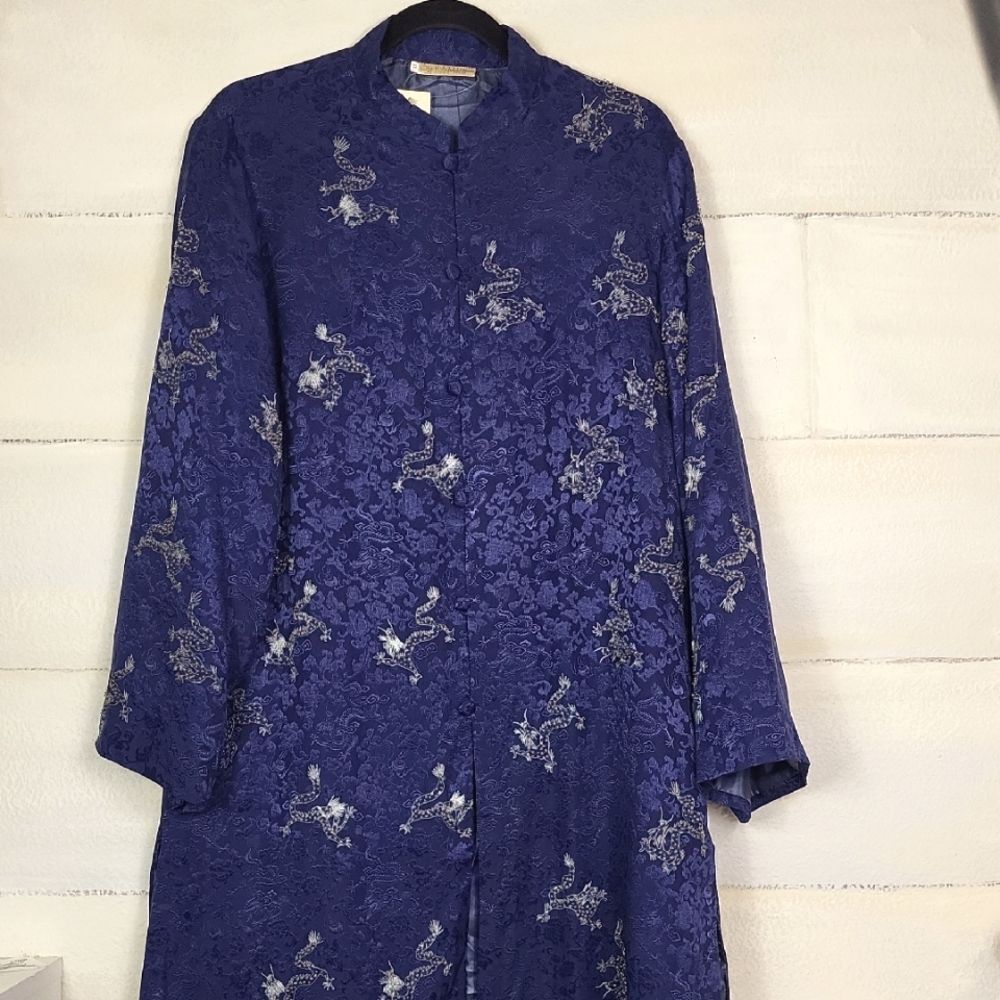 KAMI'S 100% silk Deep Blue kimono‎ Coat w/golden Embroidery dragons. Size XL